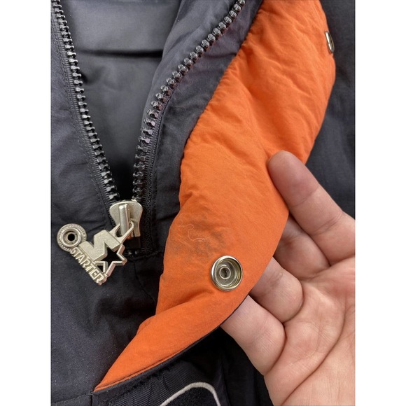 VTG Philadelphia Flyers Jacket Mens XL Black Starter 90s NHL Sports Puffer Coat - Picture 12 of 16